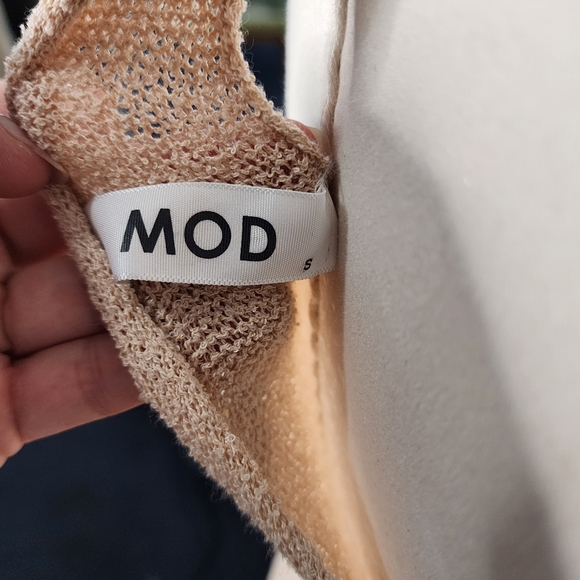 Mod Sweater Tank - Picture 3 of 6